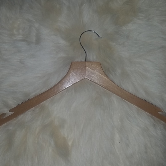 Solid wood hangers
